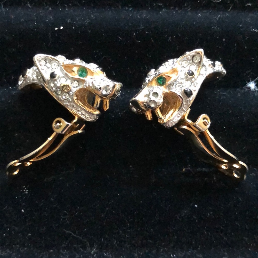 Multi-stone leopard clip earrings
